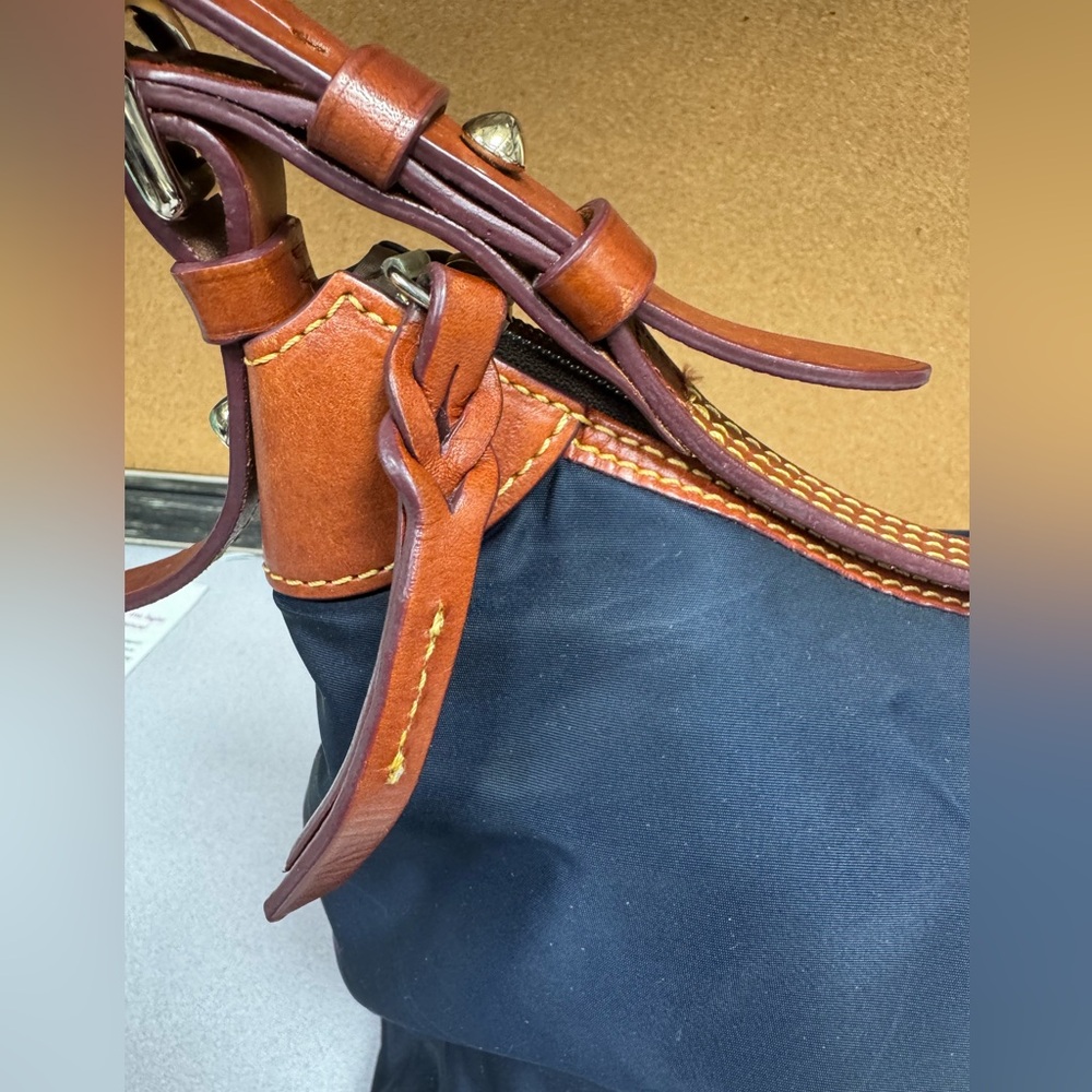 Dooney & Bourke Erica purse - Picture 3 of 5
